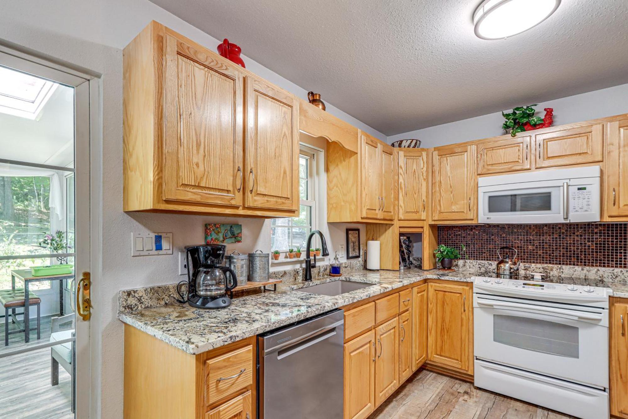 Pet-Friendly Home With Hot Tub In Blue Ridge! Екстериор снимка