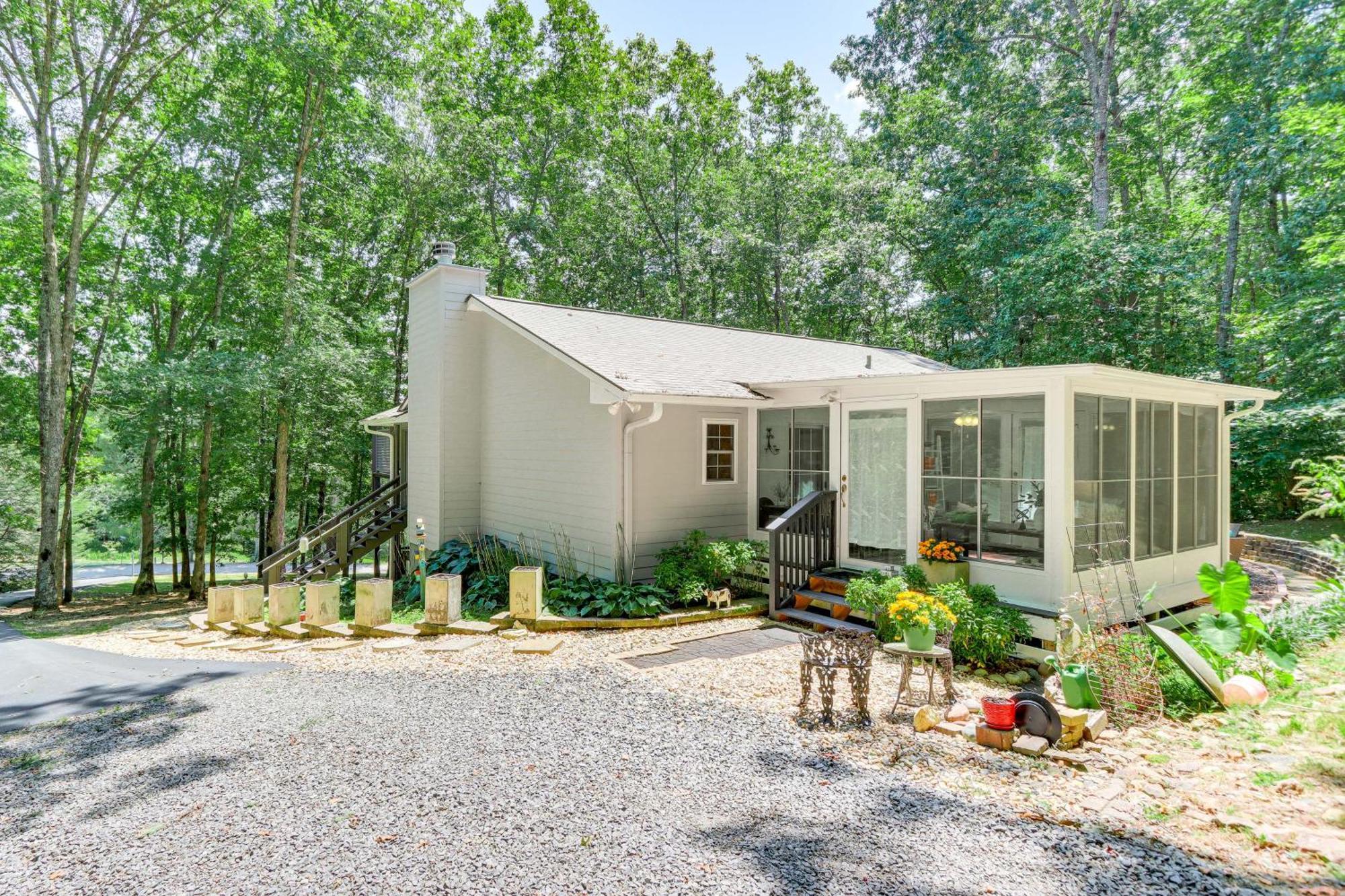 Pet-Friendly Home With Hot Tub In Blue Ridge! Екстериор снимка